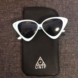 UNIF The Beni Sunglasses in Baby Blue